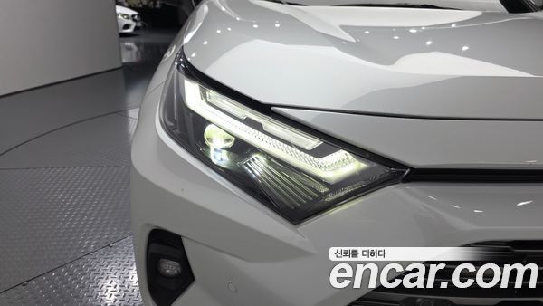 Toyota RAV4 2024, фото 7