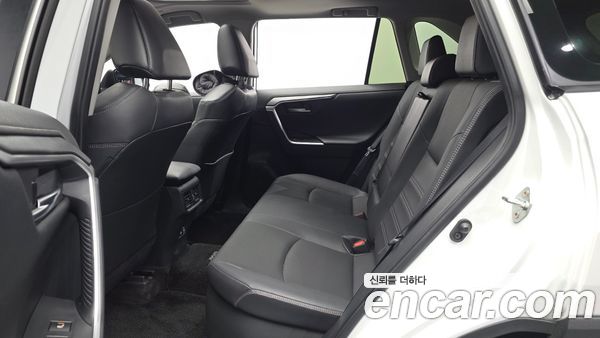 Toyota RAV4 2024, фото 15
