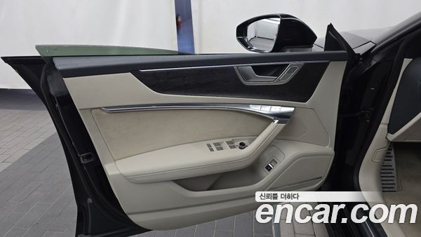 Audi A7 2020, фото 14