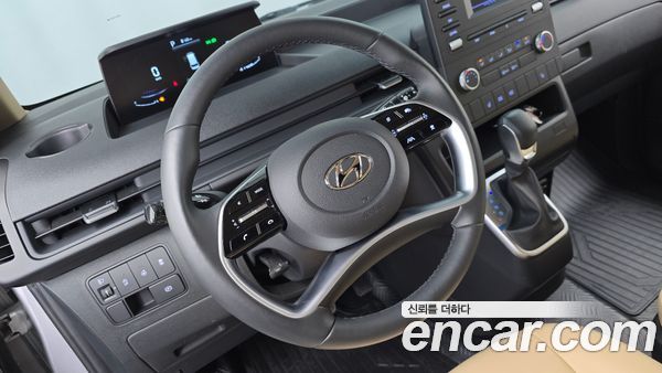 Hyundai Staria 2024, фото 22