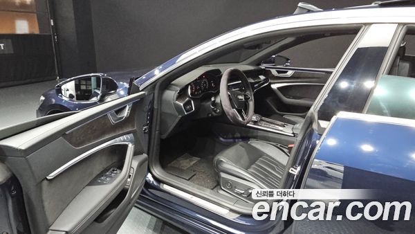 Audi A7 2021, фото 12