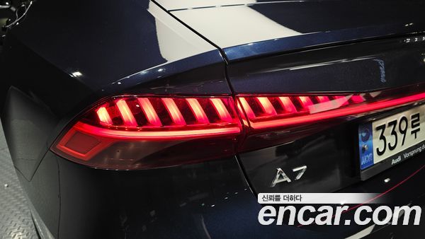 Audi A7 2021, фото 8