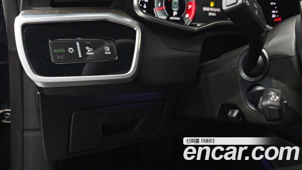 Audi A7 2021, фото 31