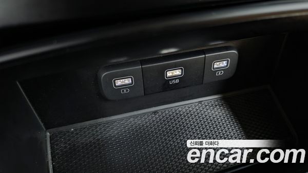 Kia Carnival 2023, фото 35