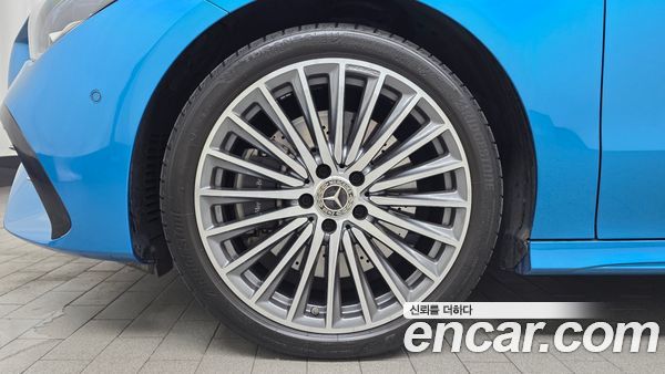 Mercedes-Benz CLA 2025, фото 4
