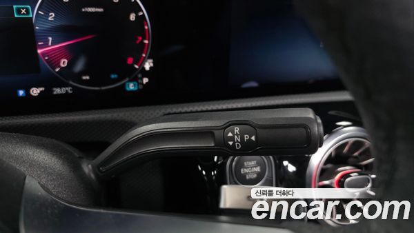 Mercedes-Benz CLA 2025, фото 11