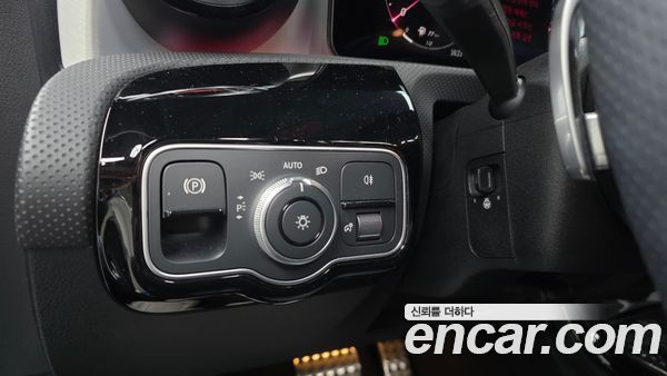 Mercedes-Benz CLA 2025, фото 23