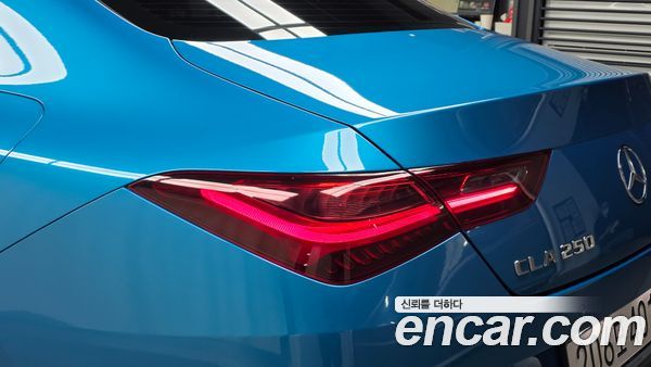 Mercedes-Benz CLA 2025, фото 8