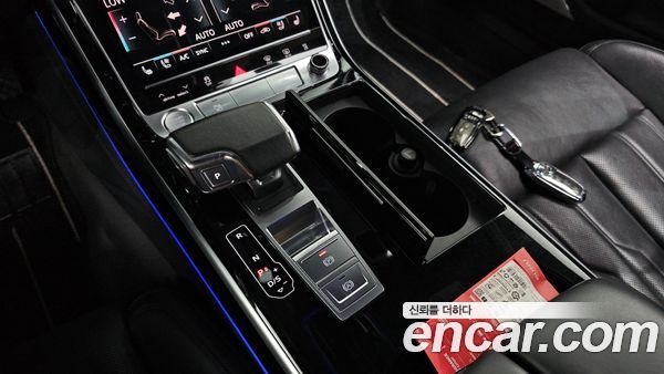 Audi A8 2020, фото 9