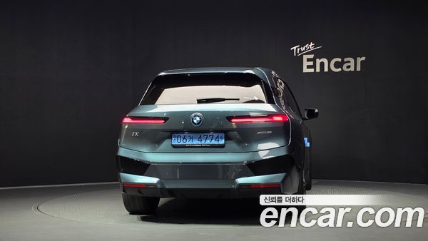 BMW iX 2023, фото 4