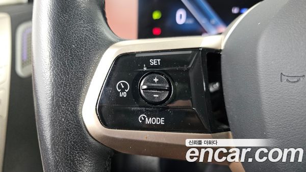 BMW iX 2023, фото 35