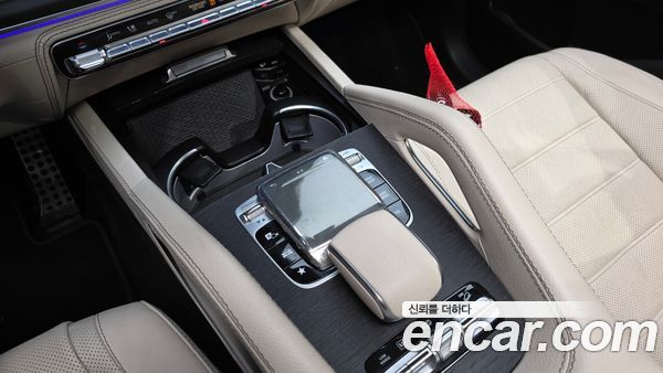 Mercedes-Benz GLS 2021, фото 32
