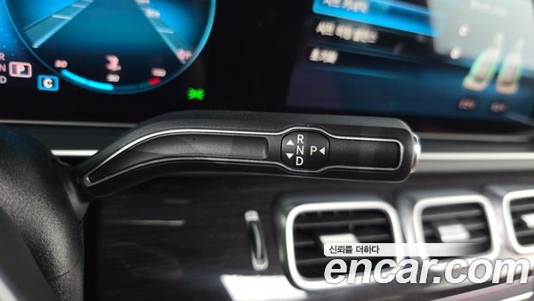 Mercedes-Benz GLE 2023, фото 9
