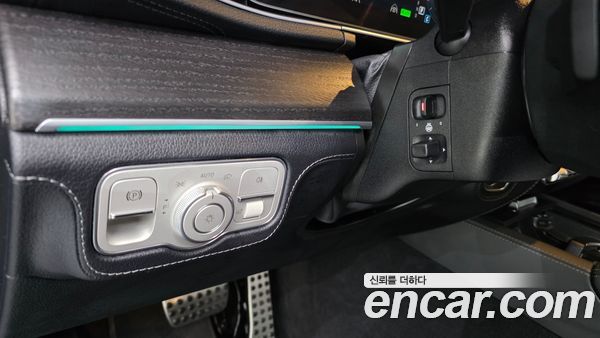 Mercedes-Benz GLS 2022, фото 14