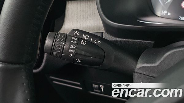 Volvo XC40 2021, фото 29