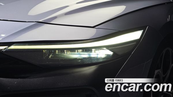 Hyundai Elantra 2024, фото 8