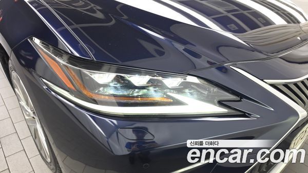 Lexus ES 2021, фото 8