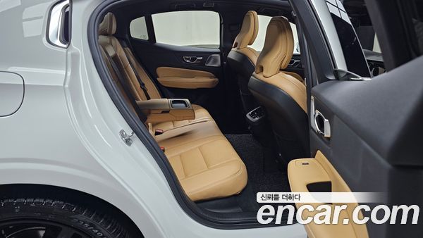 Volvo S60 2021, фото 18