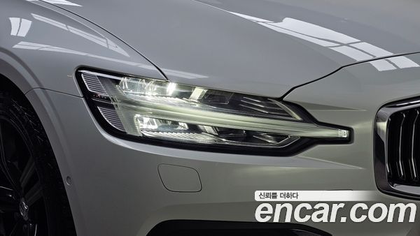 Volvo S60 2021, фото 8