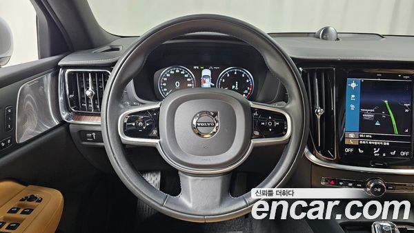 Volvo S60 2021, фото 31