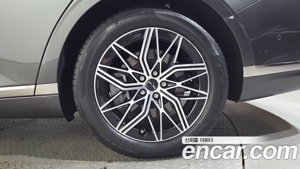 Genesis G90 2025, фото 7