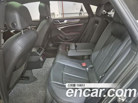 Audi A7 2021, фото 12
