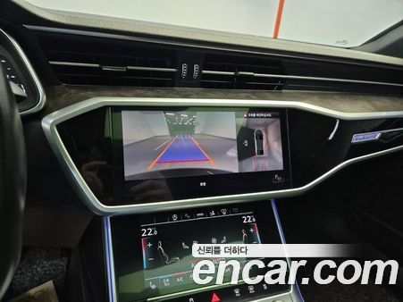 Audi A7 2021, фото 15