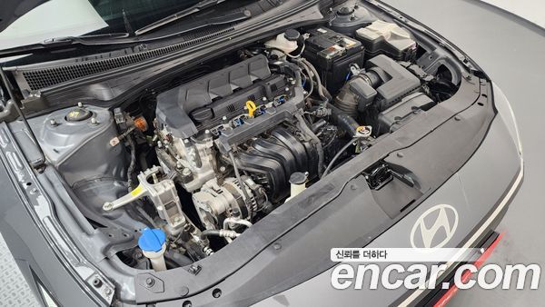 Hyundai Elantra 2024, фото 6