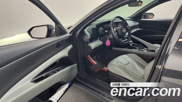 Hyundai Elantra 2024, фото 10