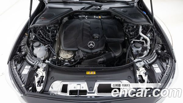 Mercedes-Benz E-Class 2026, фото 6