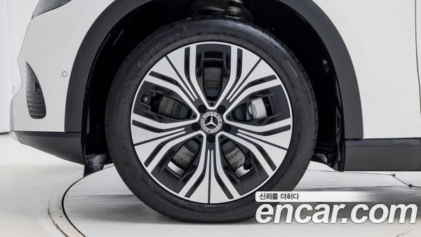 Mercedes-Benz EQE 2026, фото 5