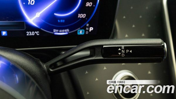 Mercedes-Benz EQE 2026, фото 9