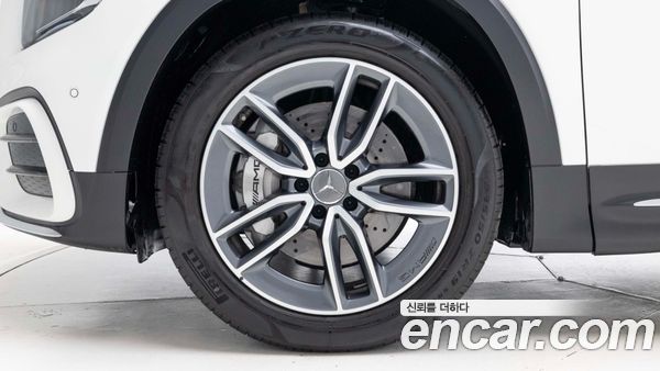 Mercedes-Benz GLB 2026, фото 5