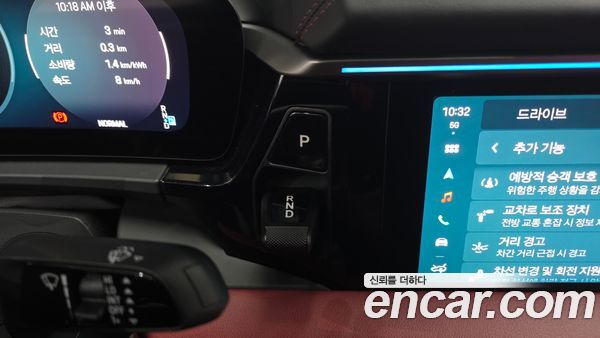 Porsche Macan 2025, фото 11