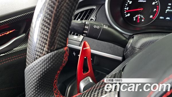 Kia Stinger 2022, фото 29