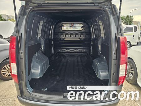 Hyundai Staria 2022, фото 5