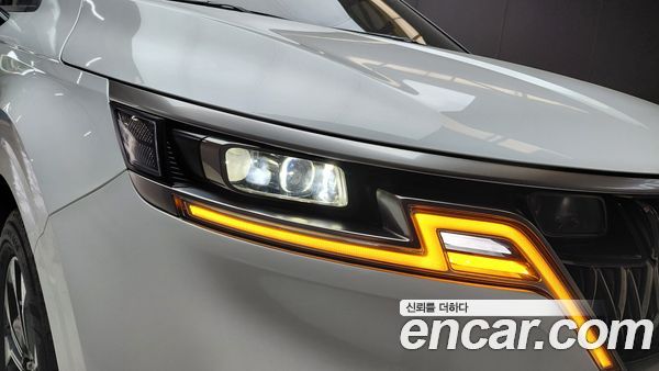 Kia Carnival 2023, фото 8