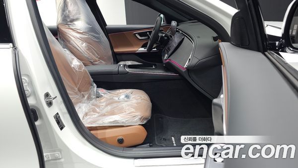 Mercedes-Benz E-Class 2026, фото 16