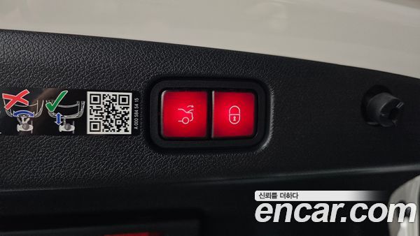 Mercedes-Benz E-Class 2026, фото 32