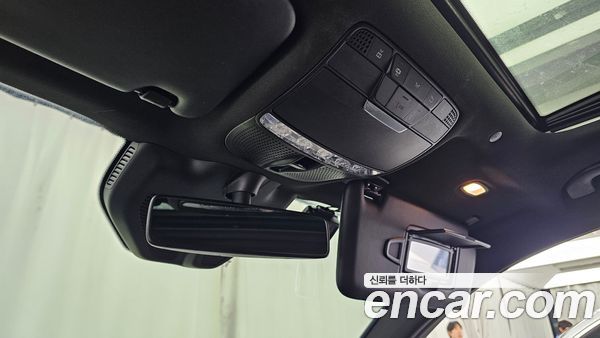 Mercedes-Benz EQC 2020, фото 26