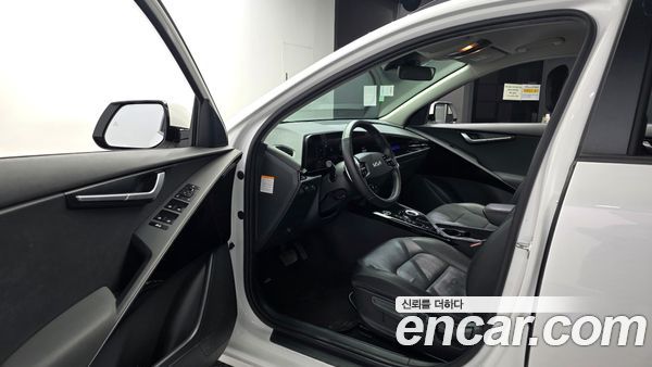 Kia Niro 2023, фото 13