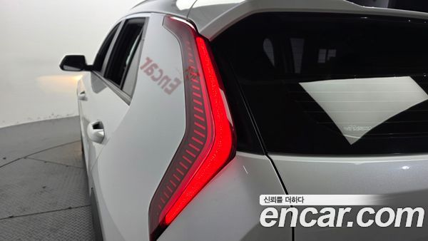 Kia Niro 2023, фото 9