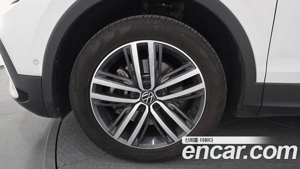 Volkswagen Tiguan 2023, фото 5