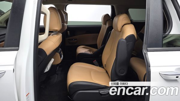 Kia Carnival 2023, фото 15