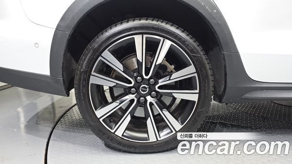 Volvo V60 2022, фото 5