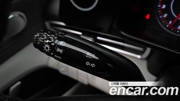 Hyundai Elantra 2021, фото 29