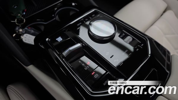 BMW 5 Series 2024, фото 12