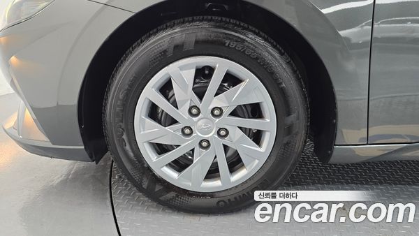 Hyundai Elantra 2021, фото 5