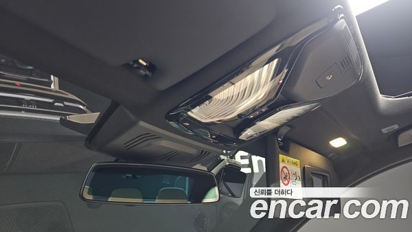 BMW 3 Series 2024, фото 25