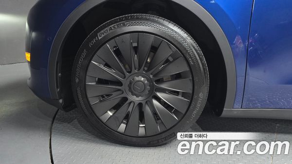 Tesla Model Y 2021, фото 4